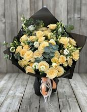 Букет цветов из:  Розы и Лизиантусы #REPLACE_PRED# Жуково