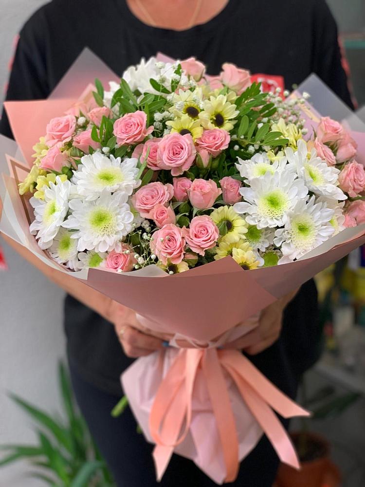 Букет цветов из: Розы и Хризантемы в Жуково