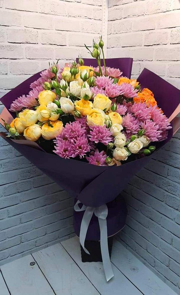 Букет цветов из: Хризантемы и Розы в Жуково