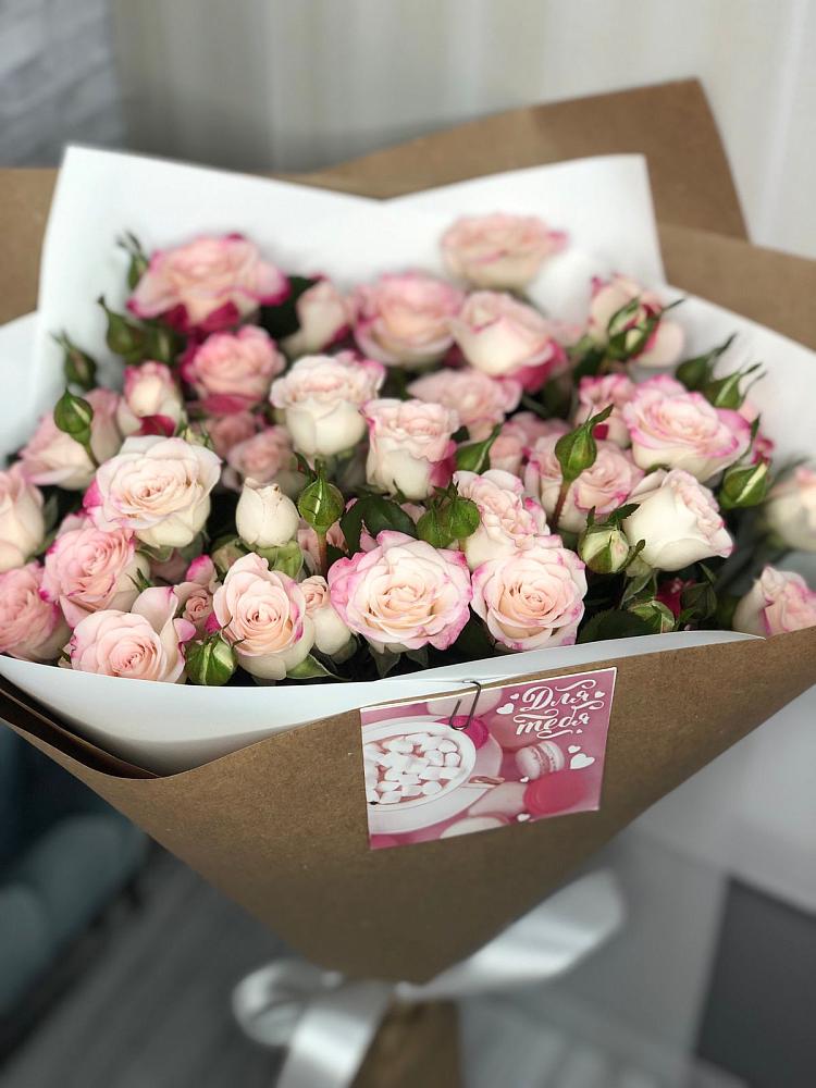 Букет цветов из: Розы в Жуково