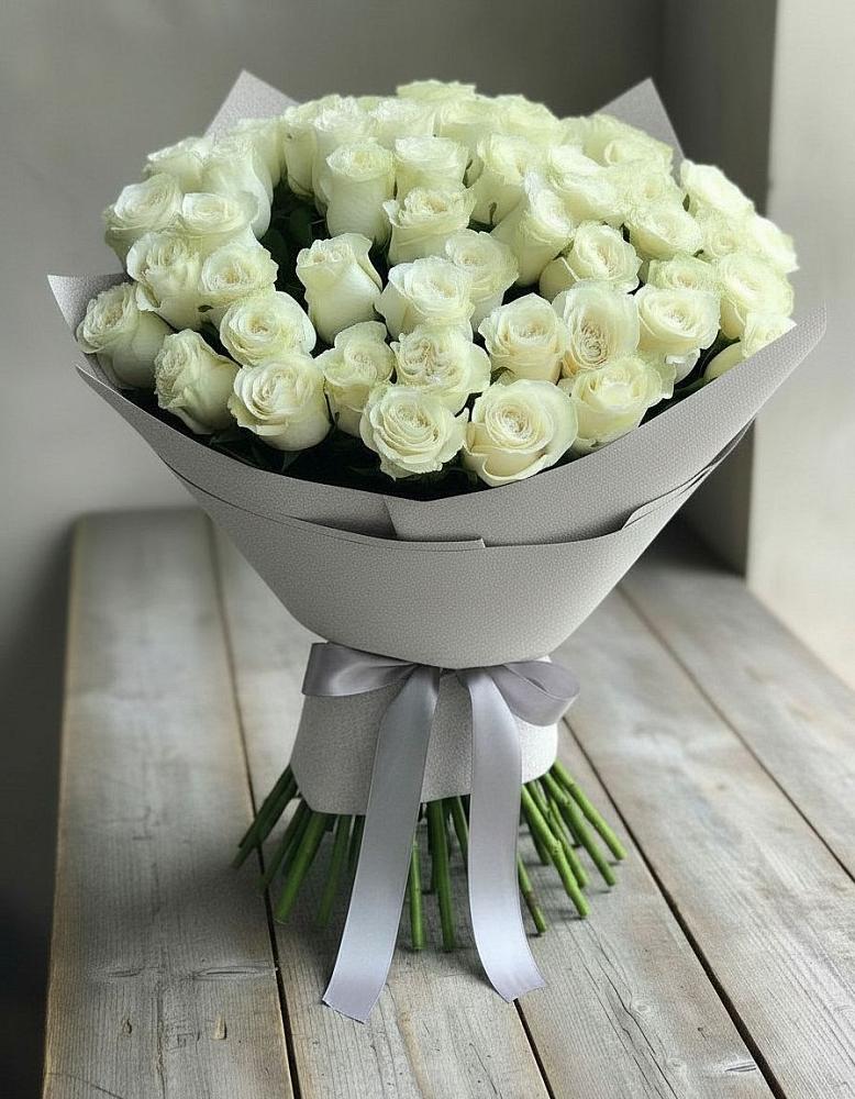 Букет 35 Белых роз в Жуково