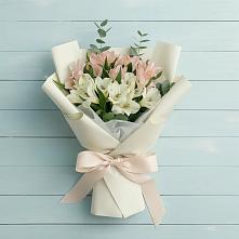 Букет цветов из:  Альстромерии в Жуково
