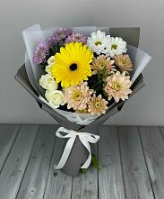 Букет цветов из:  Розы, Герберы и Хризантемы в Жуково