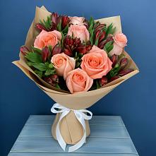 Букет цветов из:  Розы и Альстромерии в Жуково