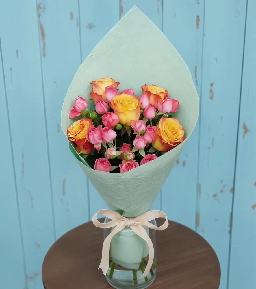 Букет цветов из: Розы в Жуково