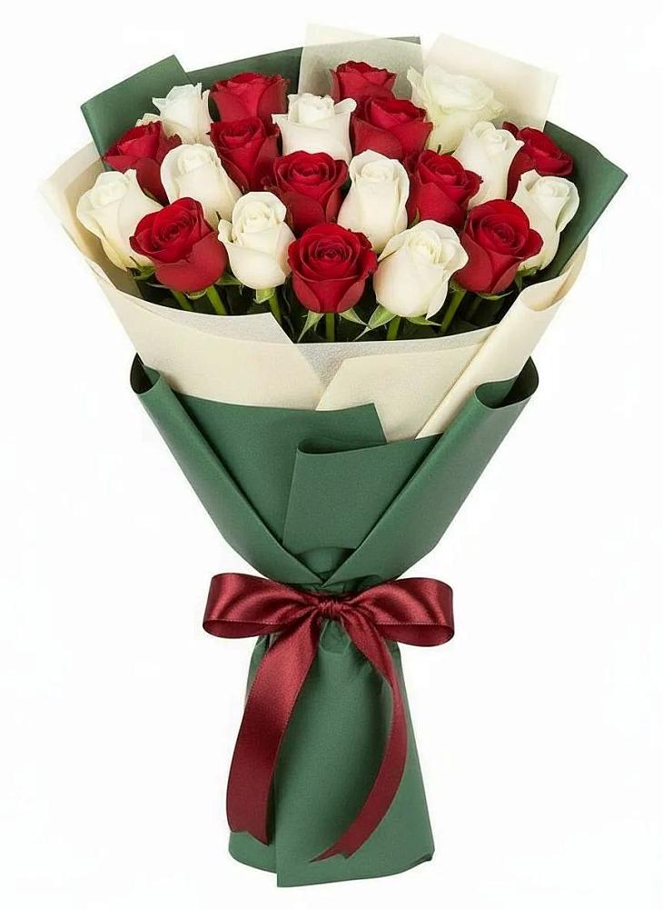 Букет Микс из красных и белых роз в Жуково