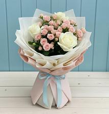 Букет цветов из:  Розы в Жуково