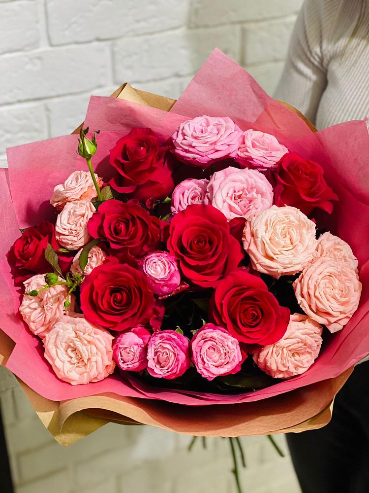 Букет цветов из: Розы в Жуково