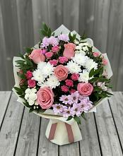 Букет цветов из:  Альстромерии, Гвоздики, Розы и Хризантемы в Жуково