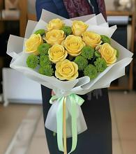 Букет цветов из:  Хризантемы и Розы в Жуково