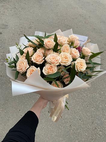 Букет Кремовые розы Латте в Жуково