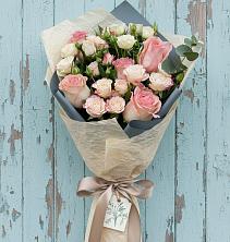 Букет цветов из:  Розы в Жуково