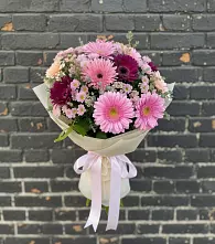 Букет цветов из:  Герберы и Хризантемы в Жуково