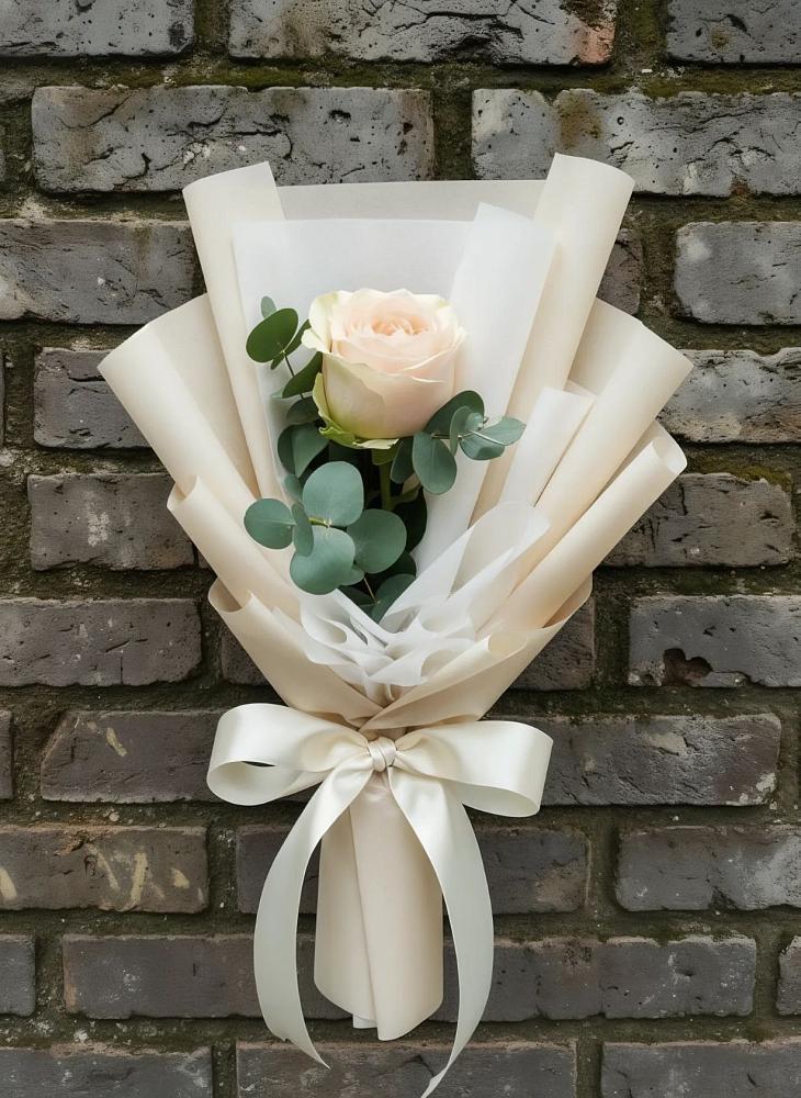 Букет цветов из: Розы в Жуково