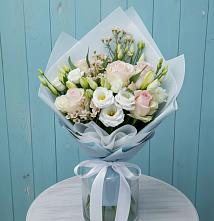Букет цветов из:  Розы и Лизиантусы #REPLACE_PRED# Жуково