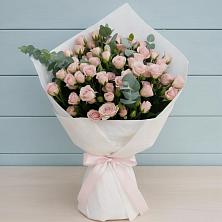 Букет цветов из:  Розы в Жуково