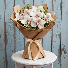 Букет цветов из:  Орхидеи и Розы в Жуково