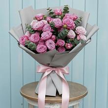 Букет цветов из:  Розы в Жуково